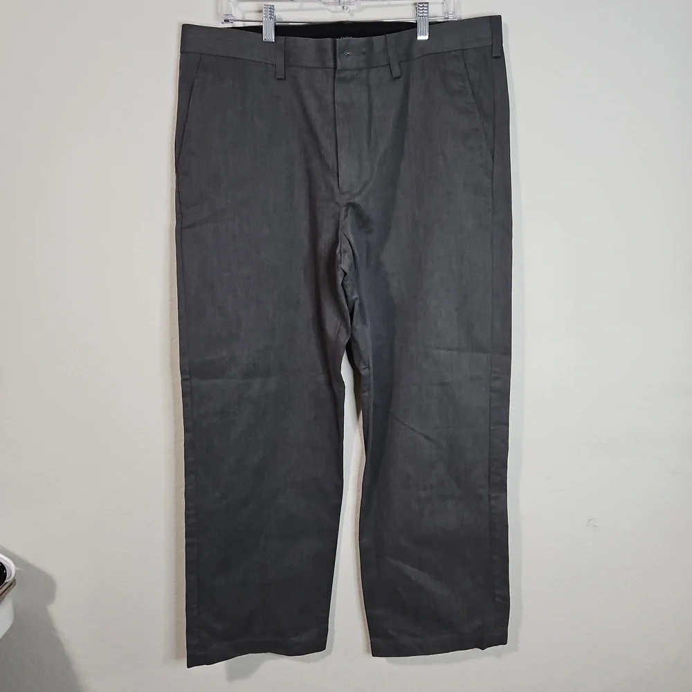 Croft&Barrow Mens Pants Gray Size 38x30 Classic Fit. Office, Church, Court,
